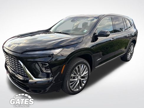 Used 2025 Buick Enclave Avenir w/ Super Cruise Package AWD/4WD image 3