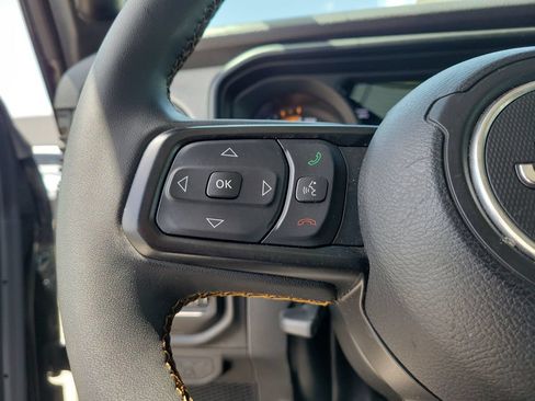 Used 2024 Jeep Wrangler Sport AWD/4WD image 11