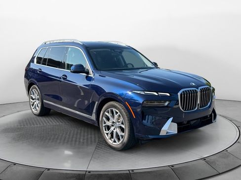 Used 2026 BMW X7 xDrive40i AWD/4WD image 1