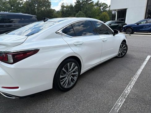 Used 2021 Lexus ES 350 w/ Premium Package FWD image 4