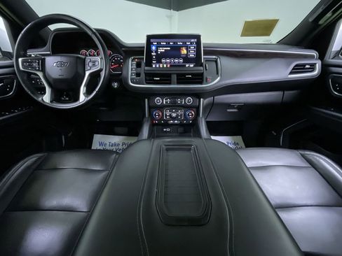 Used 2021 Chevrolet Tahoe Z71 w/ Z71 Signature Package image 17