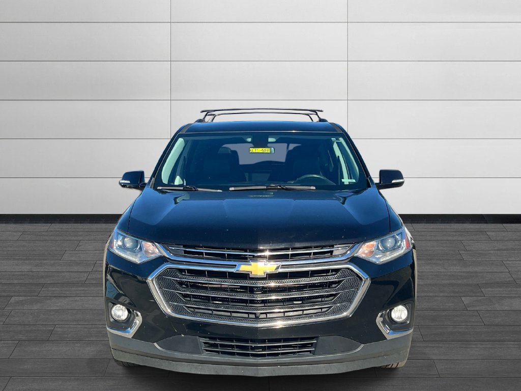 Used 2018 Chevrolet Traverse LT w/ LPO, 'HIT The Road' Package FWD image 8