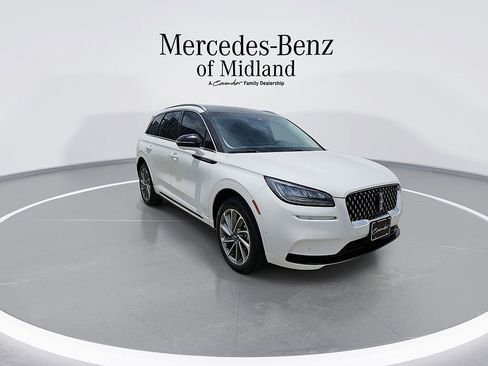 Used 2022 Lincoln Corsair Grand Touring AWD/4WD image 2