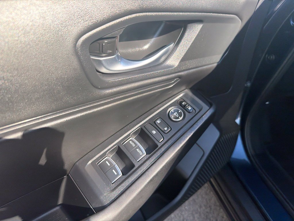 Used 2025 Honda Accord SE image 17