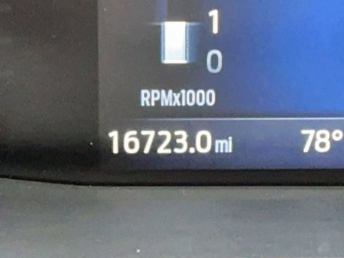 Used 2025 Ford Escape ST-Line image 26