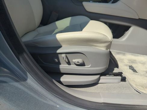 Used 2023 Cadillac XT6 Premium Luxury w/ Technology Package image 41