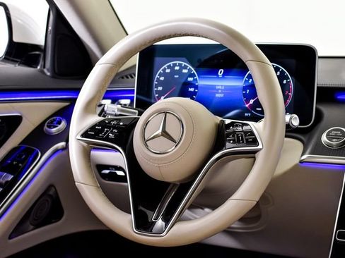 Certified 2023 Mercedes-Benz S 580 4MATIC Sedan image 25