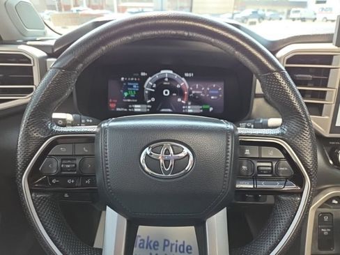 Used 2024 Toyota Tundra Limited AWD/4WD image 30
