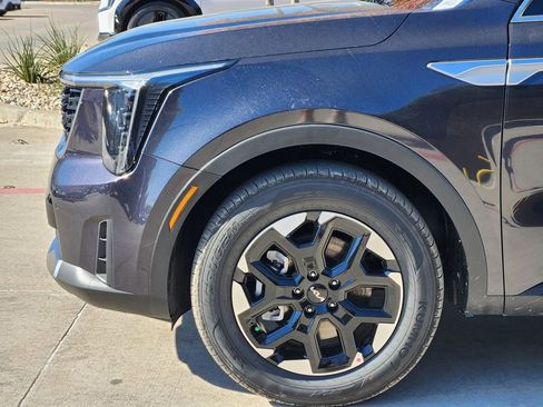 New 2026 Kia Sorento S w/ S Panoramic Sunroof Package image 5