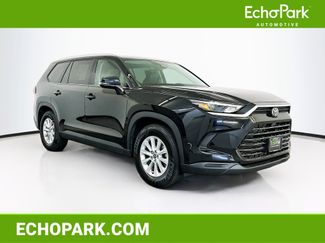 Used 2025 Toyota Grand Highlander XLE video 1