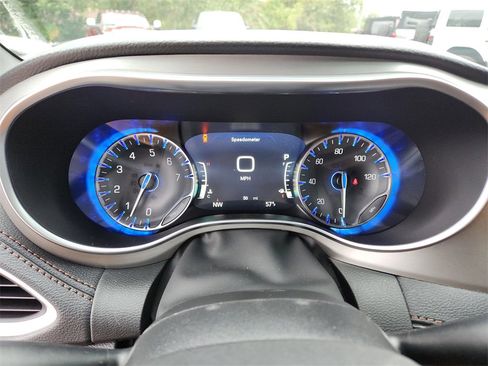 New 2026 Chrysler Pacifica Pinnacle image 35