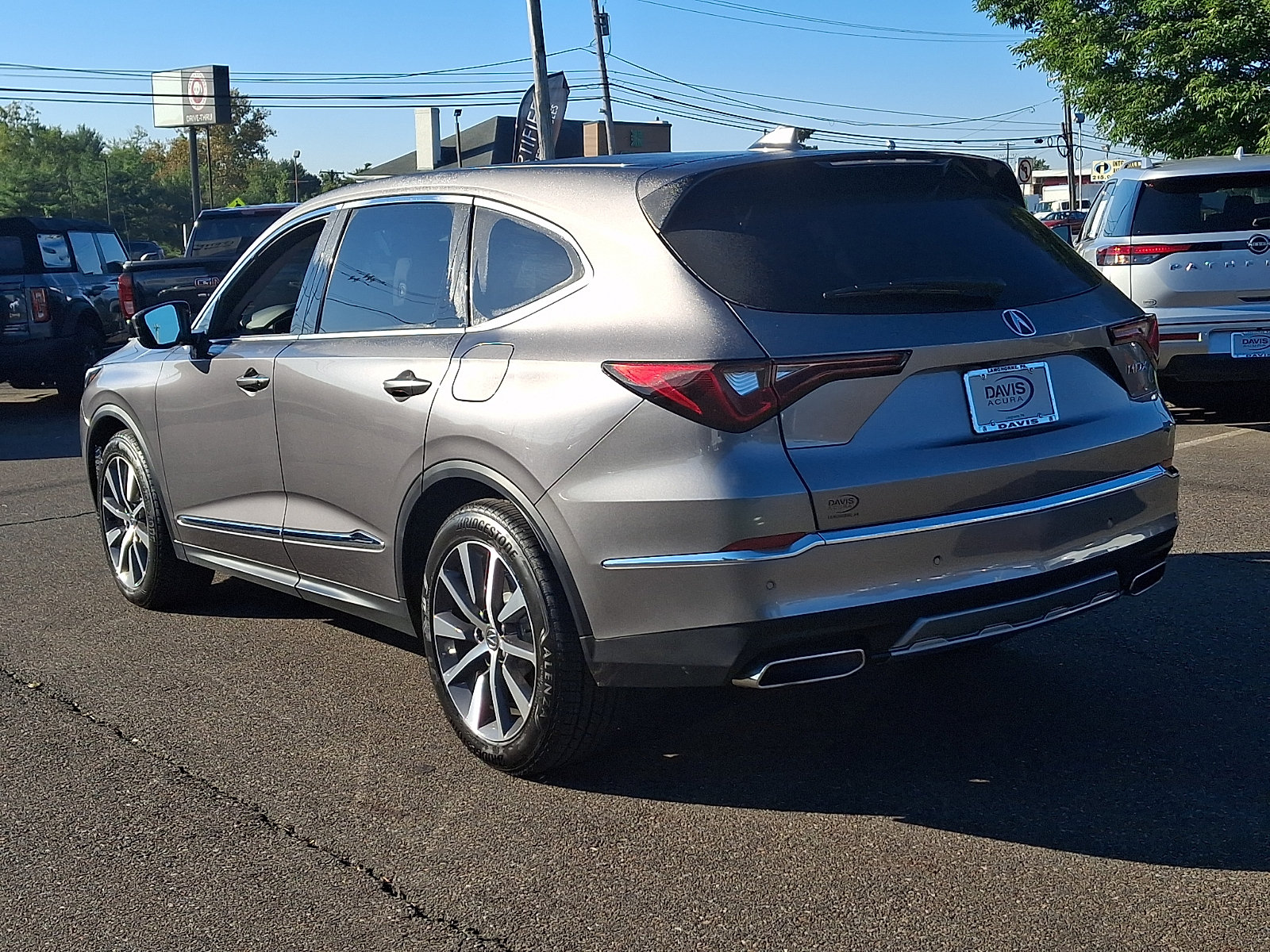 Certified 2026 Acura MDX w/ Technology Package FWD image 6