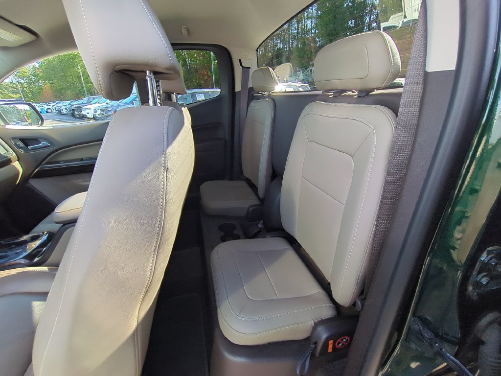 Used 2015 GMC Canyon SLT w/ Driver Alert Package AWD/4WD image 17