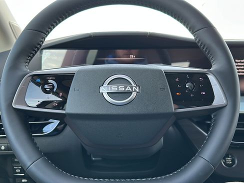 New 2025 Nissan Murano SL image 17