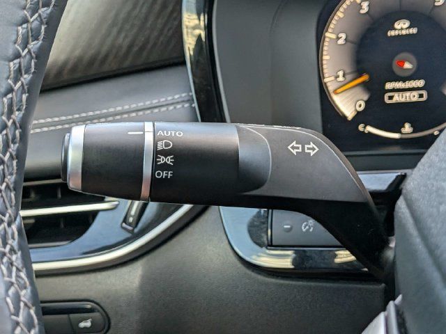 Used 2023 INFINITI QX60 Sensory w/ Vision Package AWD/4WD image 31