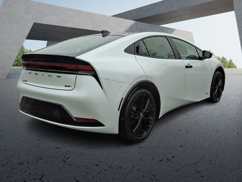 Used 2026 Toyota Prius AWD image 6