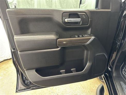 Used 2021 Chevrolet Silverado 1500 LT Trail Boss w/ Bed Protection Package image 21