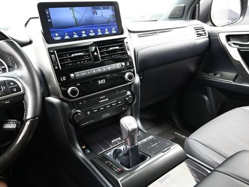 Used 2023 Lexus GX 460 Premium AWD/4WD image 33