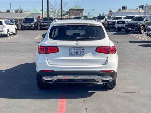Used 2022 Mercedes-Benz GLC 300 image 3