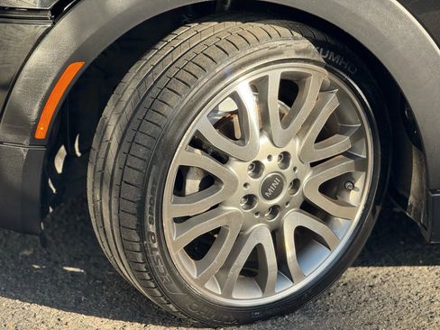 Used 2015 MINI Cooper 4-Door Hardtop image 13