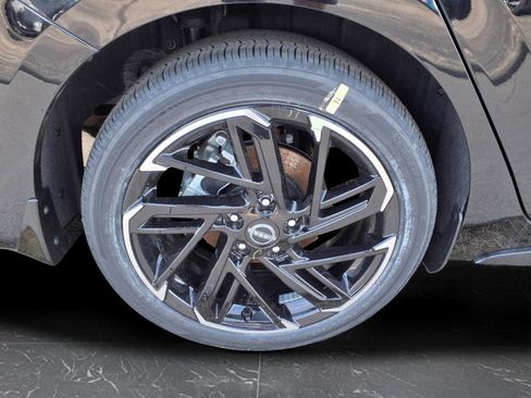 New 2026 Nissan Sentra SR w/ Floor Mat Package FWD image 57