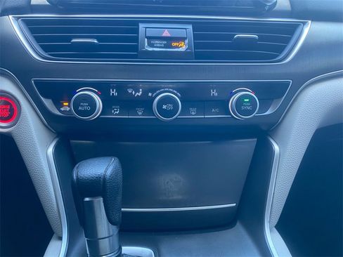 Used 2021 Honda Accord LX image 23