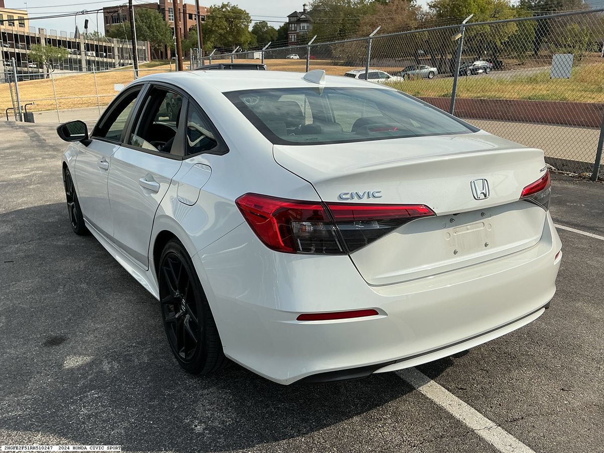 Used 2024 Honda Civic Sport image 6