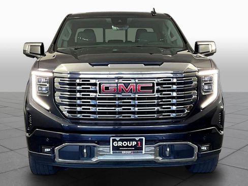 Used 2024 GMC Sierra 1500 Denali w/ Denali Reserve Package image 4