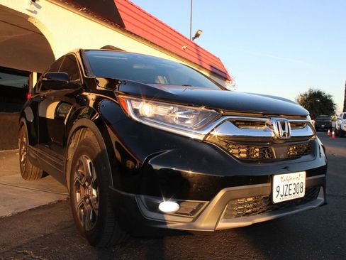 Used 2019 Honda CR-V EX image 4