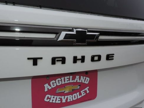 Certified 2022 Chevrolet Tahoe Z71 w/ Luxury Package AWD/4WD image 25
