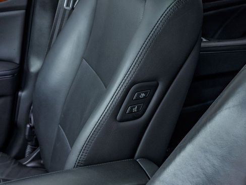 Used 2014 Hyundai Equus Signature image 15