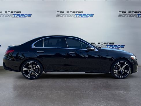 Used 2024 Mercedes-Benz C 300 Sedan image 4