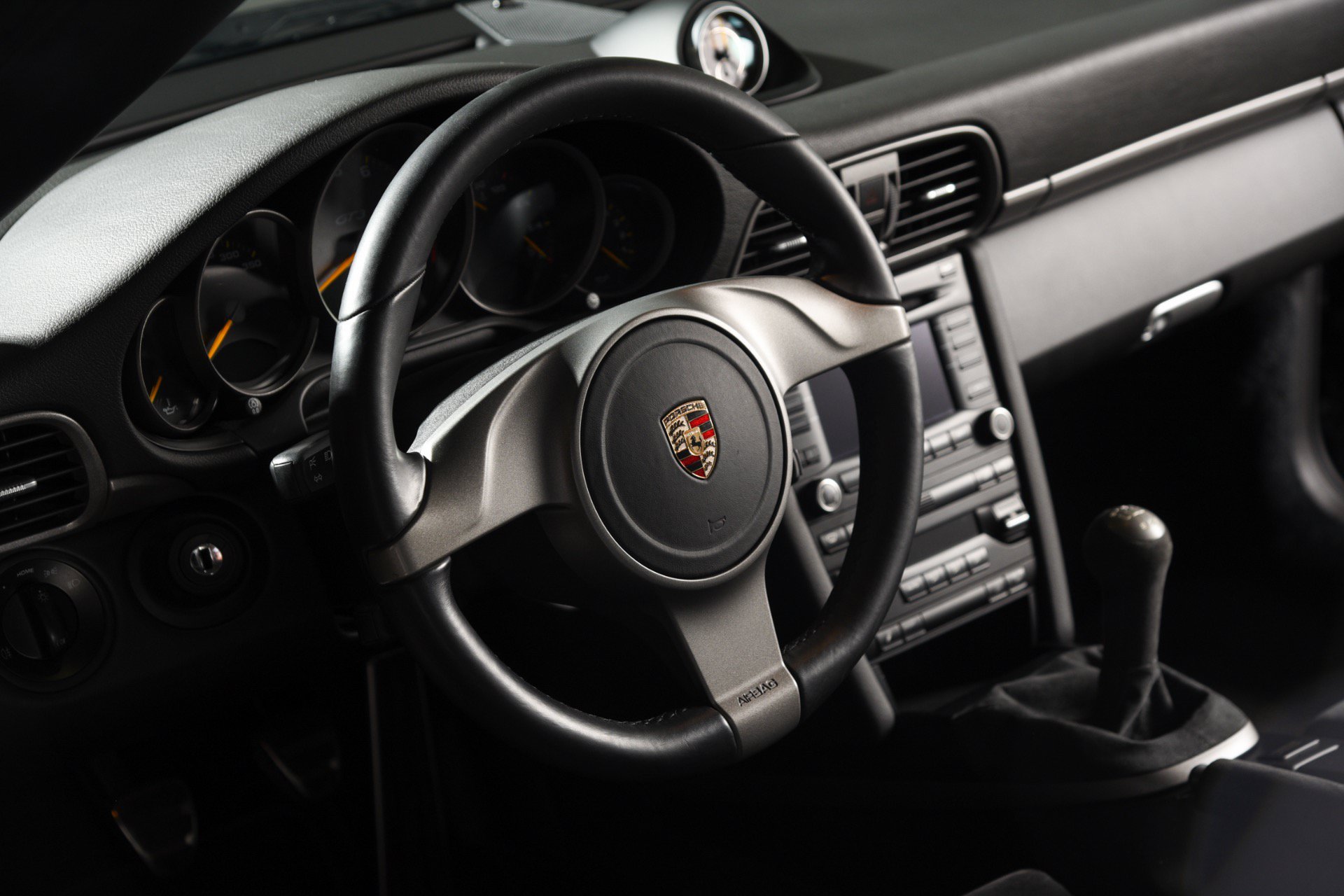 Used 2010 Porsche 911 GT3 RWD image 4