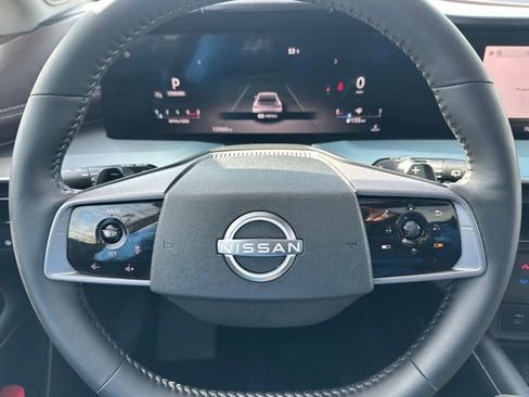 Certified 2025 Nissan Murano Platinum w/ Cargo Package image 41