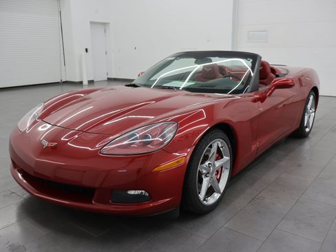 Used 2012 Chevrolet Corvette Convertible w/ 3LT Preferred Equipment Group RWD image 46
