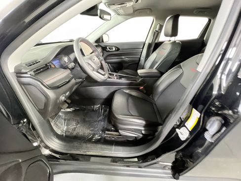 Used 2022 Jeep Compass Trailhawk AWD/4WD image 19