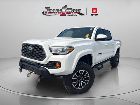 Used 2020 Toyota Tacoma TRD Sport AWD/4WD image 5