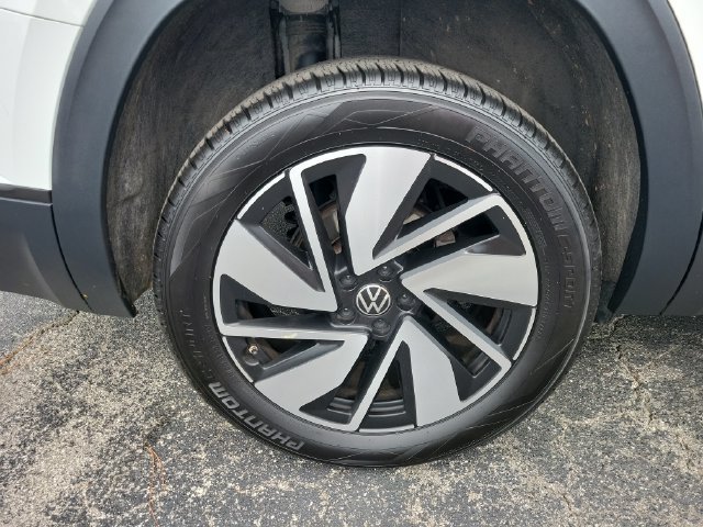 Used 2025 Volkswagen Atlas SE AWD/4WD image 24