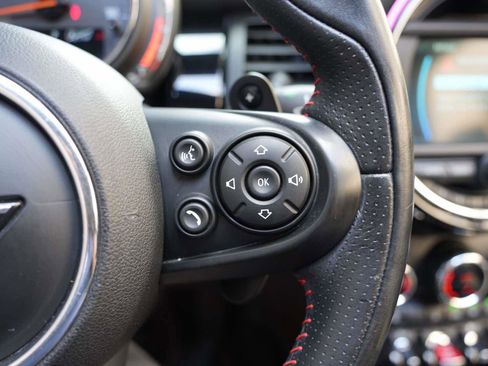 Used 2019 MINI Cooper S FWD image 14