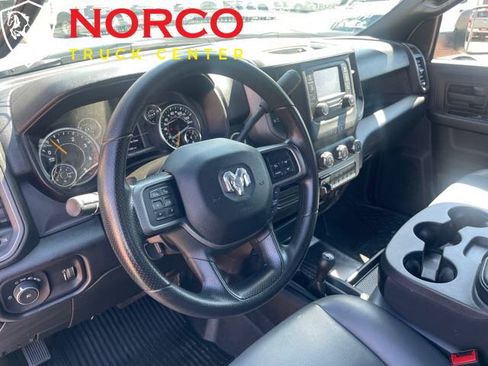 Used 2022 RAM 5500 Tradesman w/ Chrome Appearance Group AWD/4WD image 9