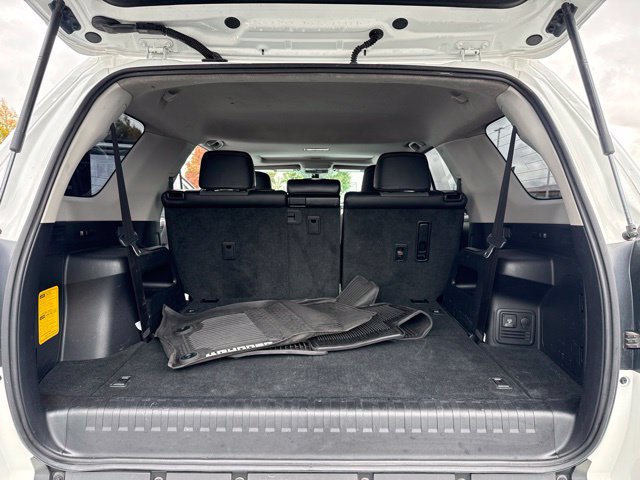 Used 2017 Toyota 4Runner SR5 Premium AWD/4WD image 27