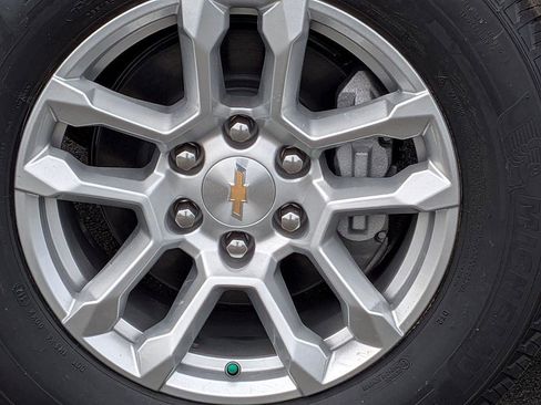 New 2026 Chevrolet Silverado 1500 LT image 10