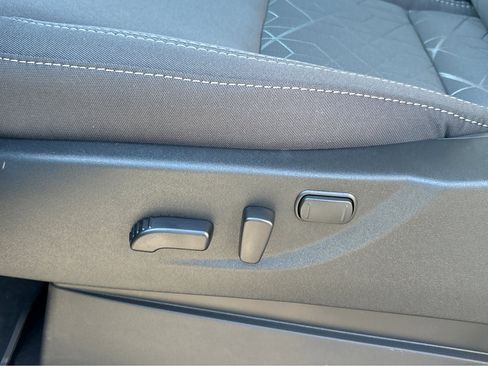 New 2026 Nissan Frontier SV image 21