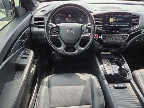 Used 2023 Honda Passport Elite image 12