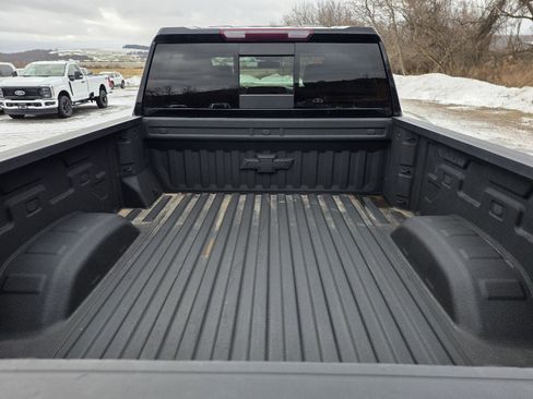 Used 2022 Chevrolet Silverado 3500 LTZ w/ LTZ Plus Package image 10