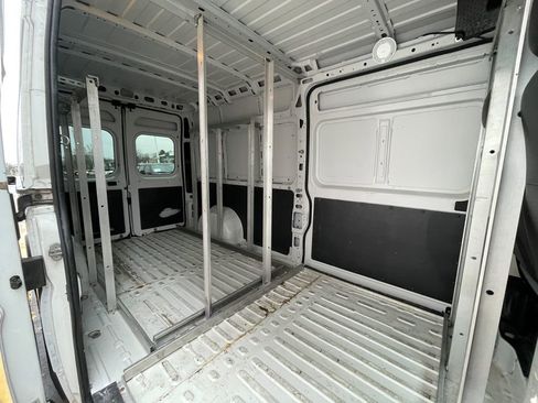 Used 2016 RAM ProMaster 2500 w/ Interior Convenience Group image 26