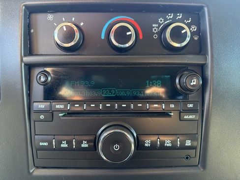 Used 2017 Chevrolet Express 3500 LT w/ LT Preferred Equipment Group image 15