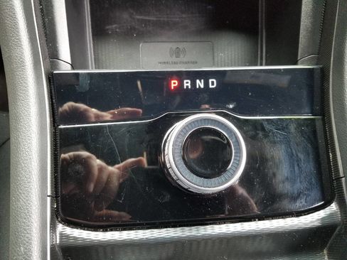 Certified 2024 Jeep Grand Cherokee Laredo w/ Luxury Tech Group I image 27