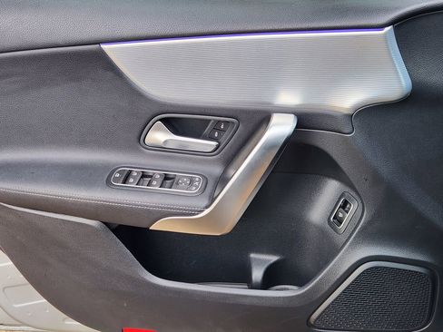 Used 2022 Mercedes-Benz A 220 image 23