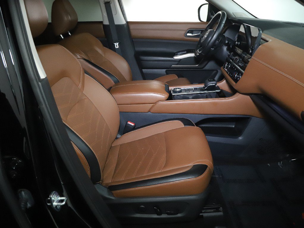 Certified 2023 Nissan Pathfinder Platinum AWD/4WD image 39